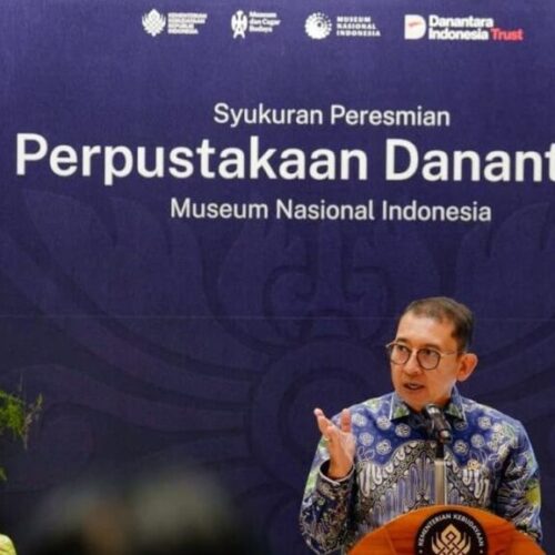 Perkuat Ruang Pembelajaran Budaya, Menbud Resmikan Perpustakaan Danantara