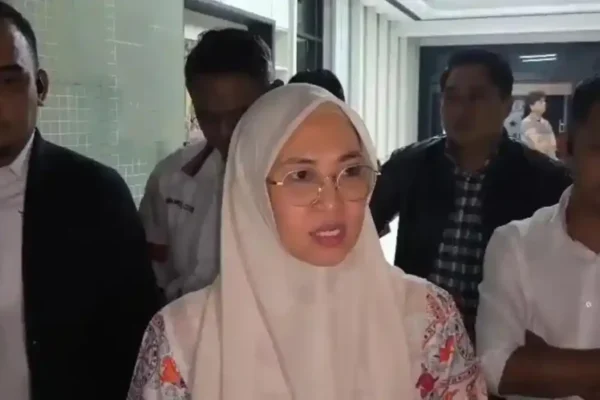 Sitti Husniah Klaim Belum Terima Surat Pemecatan dari Kemendagri